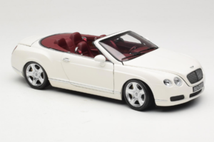 Bentley Continental GTC Biały Minichamps 1:18 100139032 Metal — zdjęcie 6 z 8