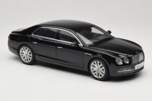 Bentley Flying Spur W12 Diamond Black Kyosho 1:18 08891DBK Metal — zdjęcie 6 z 8