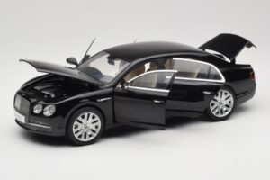 Bentley Flying Spur W12 Onyx Black Kyosho 1:18 08891NX Metal — zdjęcie 2 z 8
