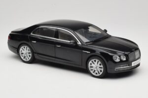 Bentley Flying Spur W12 Onyx Black Kyosho 1:18 08891NX Metal — zdjęcie 6 z 8