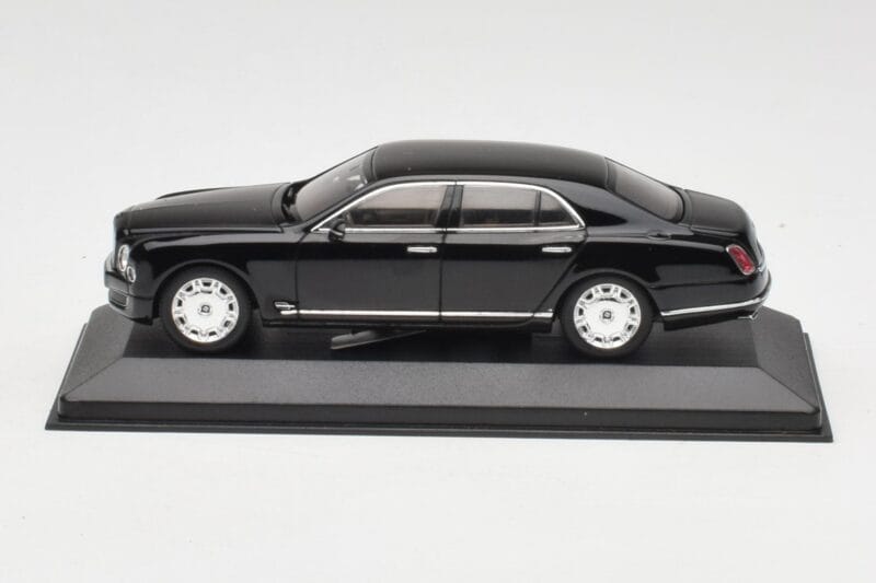 Bentley Mulsanne Czarny Minichamps 1:43 436139900 Metal