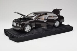 Bentley Mulsanne Burnt Oak Minichamps 1:18 100139905 Metal — zdjęcie 2 z 8