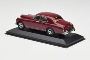 Bentley S1 Continental Flying Spur Bordowy Minichamps 1:43 436139550 Metal — zdjęcie 3 z 4