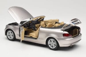 BMW 1 Series E88 Kabriolet Mineral Silver Metallic Kyosho 1:18 80430427020 Metal — zdjęcie 5 z 8