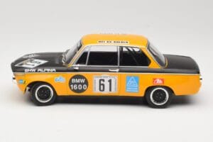 BMW 1600-2 BMW Alpina #61 R. Herzog / N. Lauda DNF 6 Hours Nurburgring 1970 Minichamps 1:18 155702661 Metal — zdjęcie 3 z 6