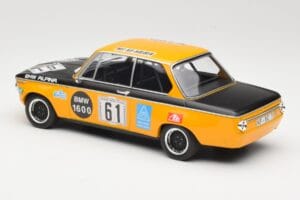 BMW 1600-2 BMW Alpina #61 R. Herzog / N. Lauda DNF 6 Hours Nurburgring 1970 Minichamps 1:18 155702661 Metal — zdjęcie 5 z 6
