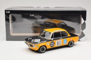 BMW 1600-2 BMW Alpina #61 R. Herzog / N. Lauda DNF 6 Hours Nurburgring 1970 Minichamps 1:18 155702661 Metal — zdjęcie 6 z 6