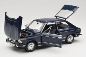 BMW 1600 Touring Niebieski Minichamps 1:18 80430145823 Metal — zdjęcie 2 z 8