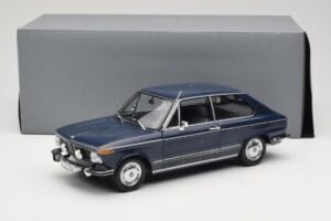 BMW 1600 Touring Niebieski Minichamps 1:18 80430145823 Metal — zdjęcie 8 z 8