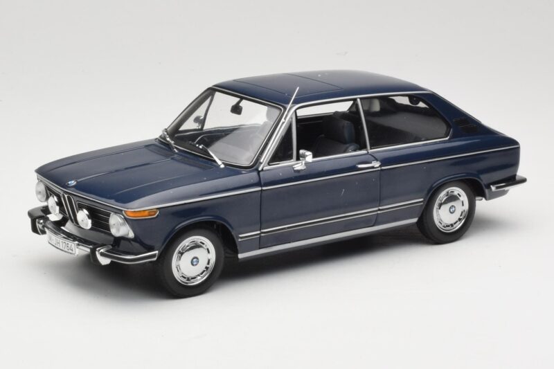 BMW 1600 Touring Niebieski Minichamps 1:18 80430145823 Metal