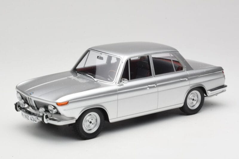 BMW 1800 Ti Srebrny Minichamps 1:18 107024000 Żywica