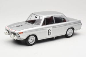 BMW 1800 TiSA #6 J. Munaron / K. Eppelein 24 Hours of Spa 1965 Minichamps 1:18 155652906 Metal
