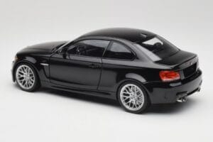 BMW 1M Coupe E82 Black Metallic Minichamps 1:18 110020021 Metal — zdjęcie 7 z 8