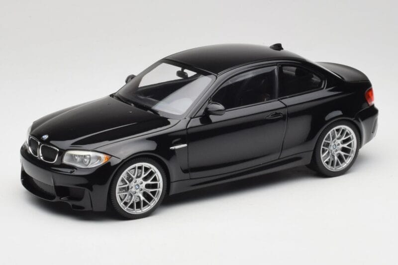 BMW 1M Coupe E82 Black Metallic Minichamps 1:18 110020021 Metal