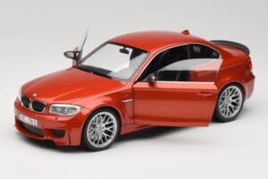 BMW 1M Coupe E82 Sakhir Orange Metallic Minichamps 1:18 110020020 Metal — zdjęcie 2 z 8