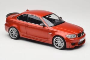 BMW 1M Coupe E82 Sakhir Orange Metallic Minichamps 1:18 110020020 Metal — zdjęcie 6 z 8