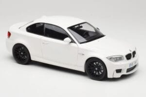 BMW 1M Coupe E82 Biały Minichamps 1:18 110020022 Metal — zdjęcie 6 z 8