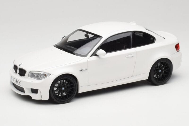 BMW 1M Coupe E82 Biały Minichamps 1:18 110020022 Metal