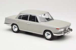BMW 2000 TI Szary MCG 1:18 MCG18112 Metal — zdjęcie 4 z 6