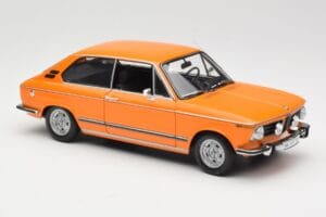 BMW 2000 Tii Touring Pomarańczowy Minichamps 1:18 80430145824 Metal — zdjęcie 6 z 8