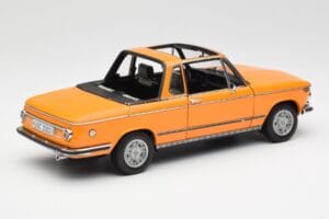 BMW 2002 E10 Kabriolet Colorado Pomarańczowy AUTOart 1:18 80430300713 Metal — zdjęcie 3 z 8