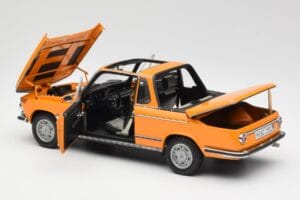 BMW 2002 E10 Kabriolet Colorado Pomarańczowy AUTOart 1:18 80430300713 Metal — zdjęcie 5 z 8