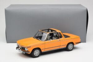 BMW 2002 E10 Kabriolet Colorado Pomarańczowy AUTOart 1:18 80430300713 Metal — zdjęcie 8 z 8
