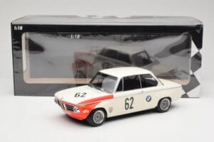 BMW 2002 tiK BMW AG #1 H. Hahne / D. Quester Class Winner Guards International 6 Hours Brands Hatch 1969 Minichamps 1:18 1556 — zdjęcie 6 z 6