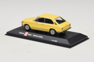 BMW 2002 Touring Żółty Minichamps 1:43 403021115 Metal — zdjęcie 3 z 4