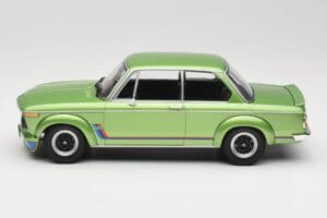BMW 2002 Turbo Green Metallic Minichamps 1:18 155026206 Metal — zdjęcie 3 z 6