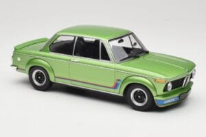 BMW 2002 Turbo Green Metallic Minichamps 1:18 155026206 Metal — zdjęcie 4 z 6
