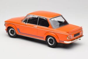 BMW 2002 Turbo Pomarańczowy Minichamps 1:18 155026202 Metal — zdjęcie 5 z 6