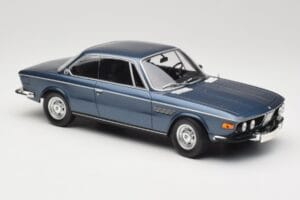 BMW 2800 CS E9 Niebieski Metalik Minichamps 1:18 155028032 Metal — zdjęcie 4 z 6