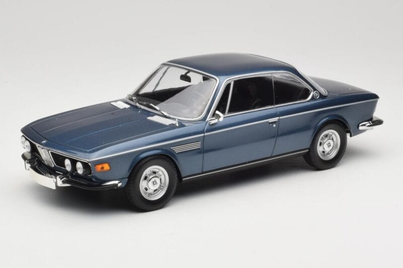 BMW 2800 CS E9 Niebieski Metalik Minichamps 1:18 155028032 Metal