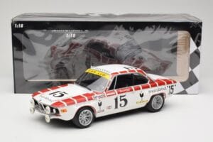 BMW 2800 CS E9 #15 Team Marabout Gaye / S. Braillard 24 Hours of Spa 1972 Minichamps 1:18 155722715 Metal — zdjęcie 6 z 6