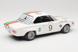 BMW 2800 CS E9 #9 Castrol BMW T. Moorkens / E. Haxhe 24 Hours of Spa 1971 Minichamps 1:18 155712709 Metal — zdjęcie 2 z 6