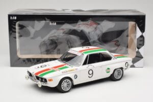 BMW 2800 CS E9 #9 Castrol BMW T. Moorkens / E. Haxhe 24 Hours of Spa 1971 Minichamps 1:18 155712709 Metal — zdjęcie 6 z 6