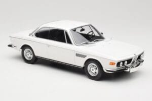 BMW 2800 CS E9 Biały Minichamps 1:18 155028030 Metal — zdjęcie 4 z 6