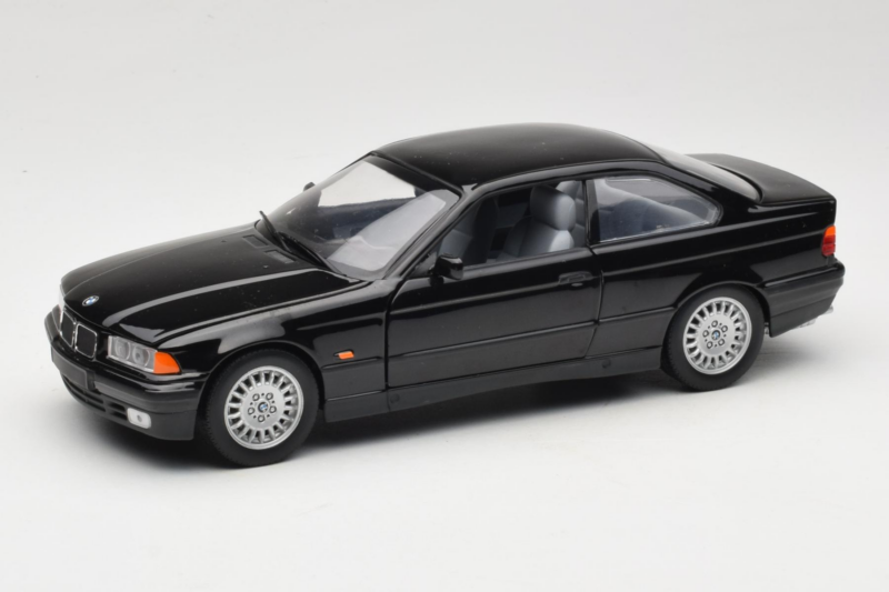 BMW 3 Series E36 Coupe Czarny UT Models 1:18 BMW009 Metal