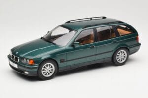 BMW 3 Series E36 Touring Green Metallic MCG 1:18 MCG18366 Metal