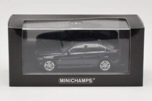 BMW 3 Series E90 Dark Blue Metallic Minichamps 1:43 80420392151-R Metal — zdjęcie 5 z 5