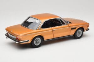 BMW 3.0 CSi E9 Gold Metallic Minichamps 1:18 180029027 Metal — zdjęcie 3 z 8