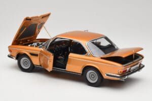 BMW 3.0 CSi E9 Gold Metallic Minichamps 1:18 180029027 Metal — zdjęcie 5 z 8
