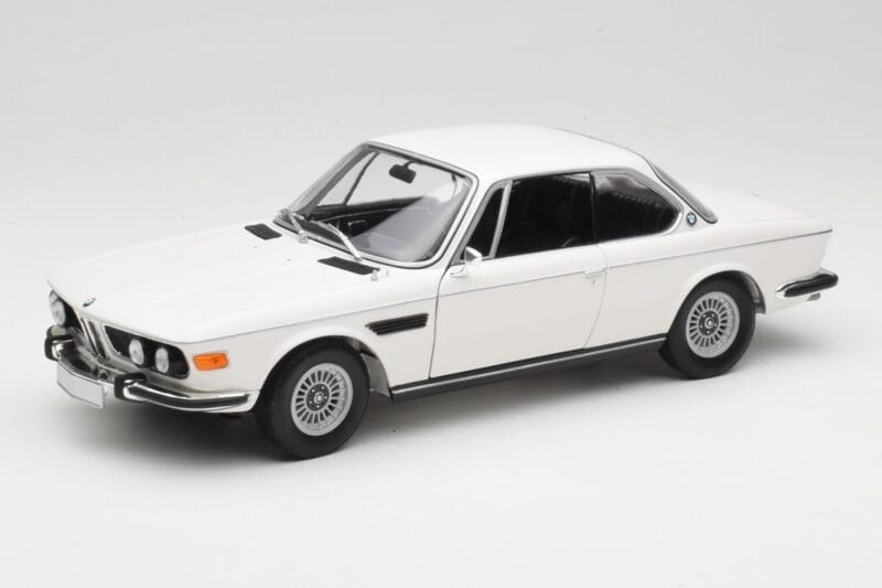 BMW 3.0 CSi E9 Biały Minichamps 1:18 180029026 Metal