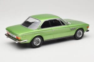 BMW 3.0 CSi E9 Green Metallic Minichamps 1:18 155028034 Metal — zdjęcie 2 z 6