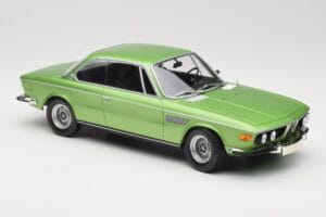 BMW 3.0 CSi E9 Green Metallic Minichamps 1:18 155028034 Metal — zdjęcie 4 z 6