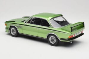 BMW 3.0 CSL E9 Green Metallic Minichamps 1:18 155028132 Metal — zdjęcie 5 z 6