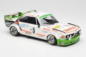 BMW 3.0 CSL E9 #5 Assoc Interim J-C. Chavan / A. Detrin Winners 24 Hours of Spa 1976 Minichamps 1:18 155762505 Metal — zdjęcie 4 z 6
