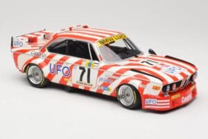 BMW 3.0 CSL E9 #71 Luigi Racing P. Xhenceval / J. Dieudonné 24 Hours of Le Mans 1977 Minichamps 1:18 155772571 Metal — zdjęcie 4 z 6