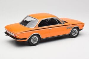 BMW 3.0 CSL E9 Pomarańczowy Minichamps 1:18 155028131 Metal — zdjęcie 2 z 6